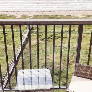 901A Beachfront Heated Pool Gulf View Sleeps 2